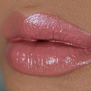 Meet your Posher, Malia